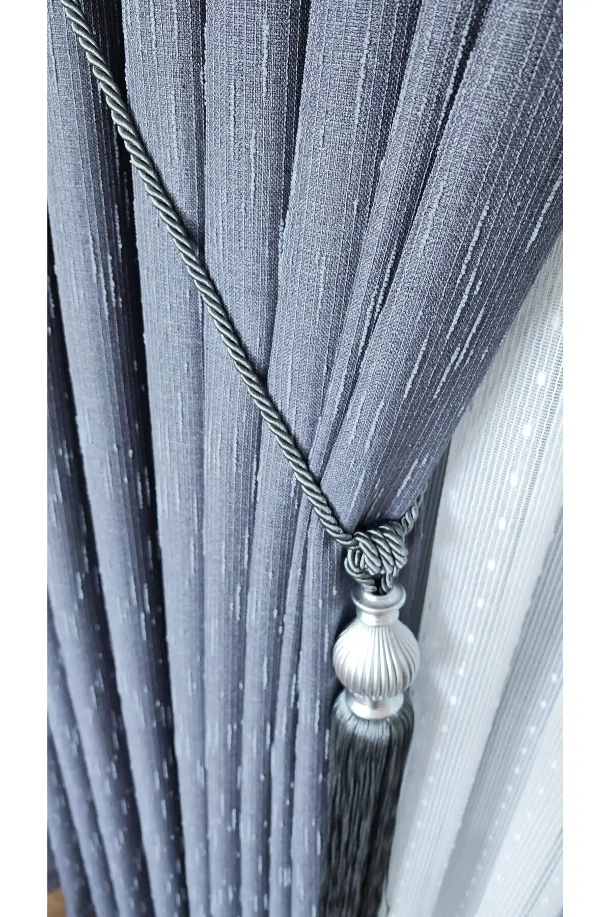 Şantuk Desenli Fon Perde Tek Kanat 1/3 Sık Pileli Lüks Seri Ağır Gramajlı - Gri